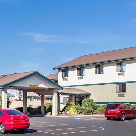 Super 8 By Wyndham Union Gap Yakima Area Hotel Buitenkant foto