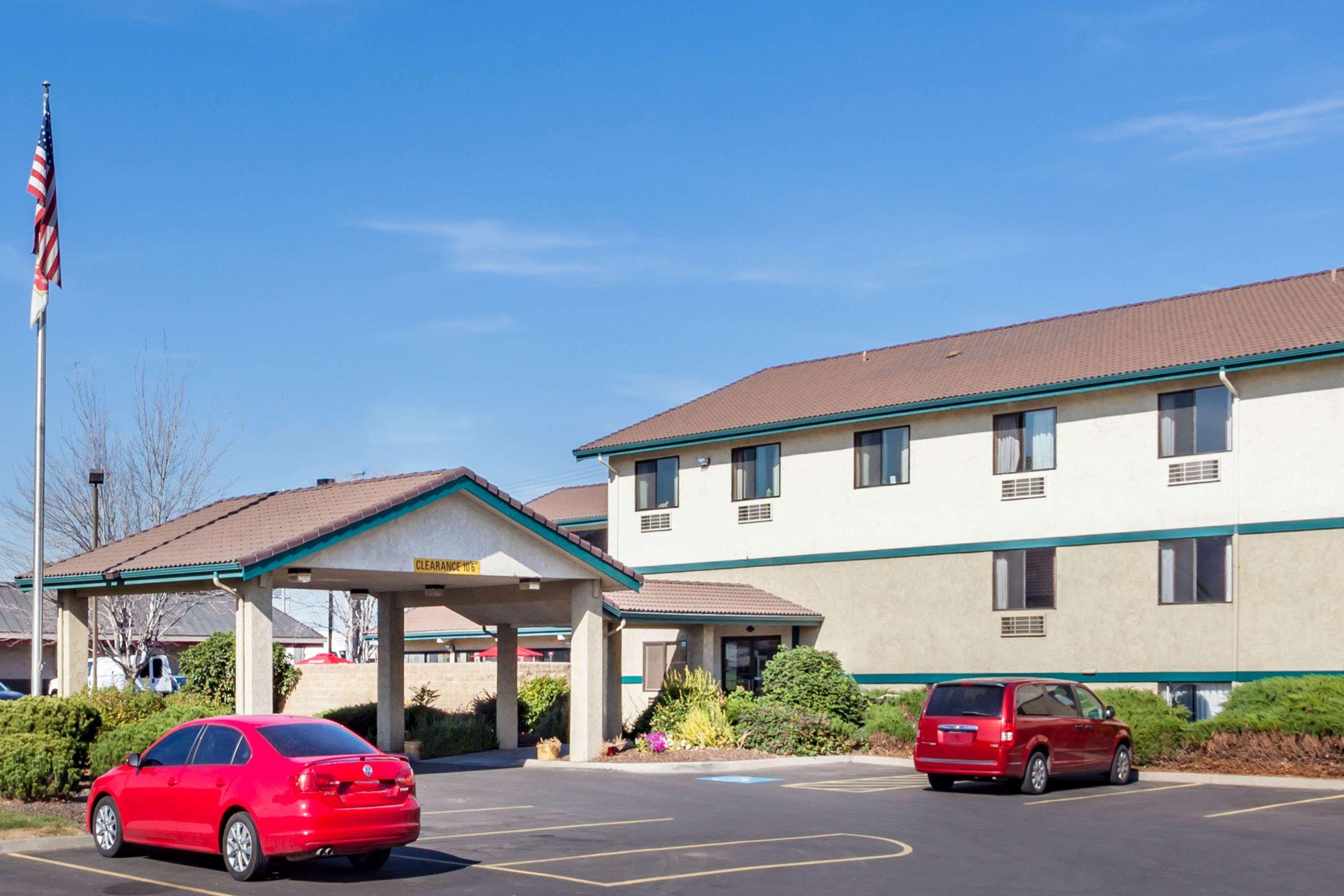 Super 8 By Wyndham Union Gap Yakima Area Hotel Buitenkant foto