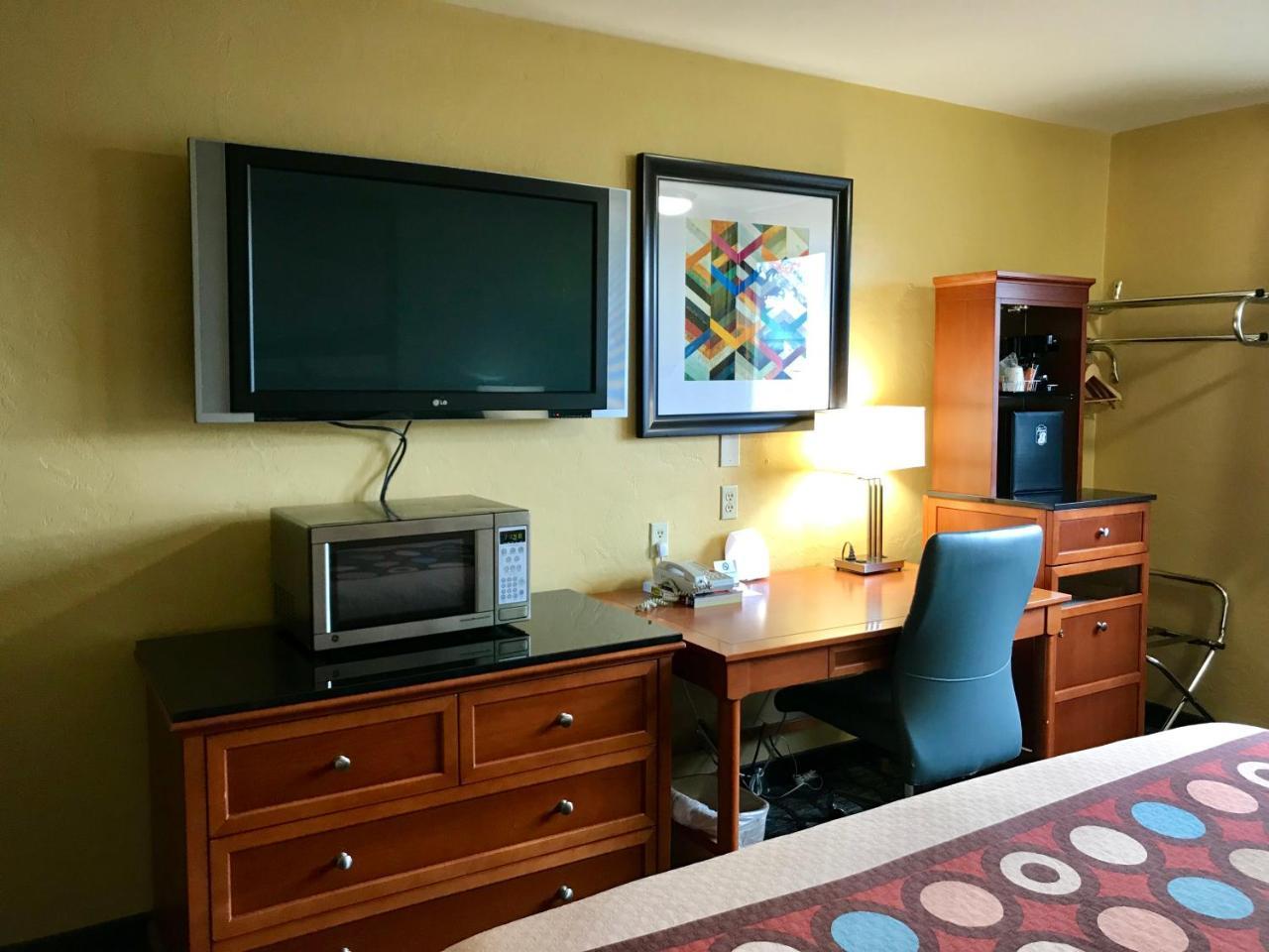 Super 8 By Wyndham Union Gap Yakima Area Hotel Buitenkant foto