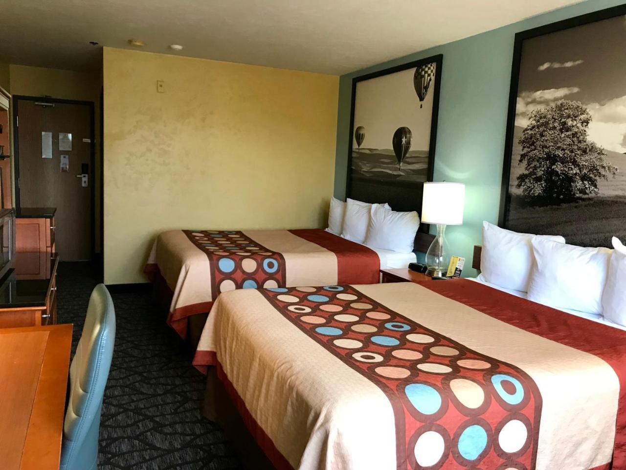 Super 8 By Wyndham Union Gap Yakima Area Hotel Buitenkant foto