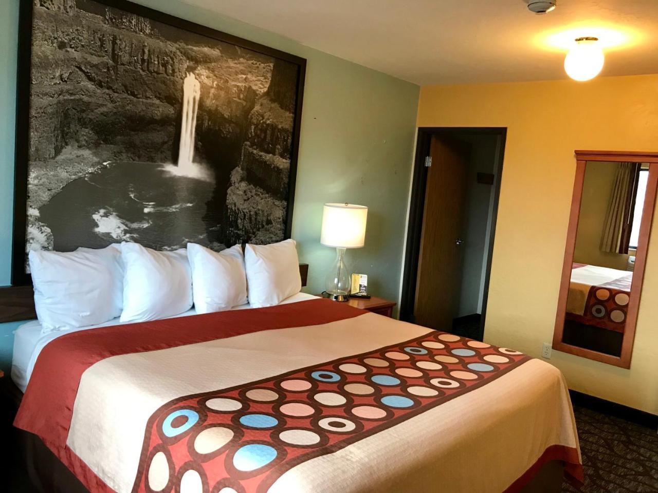 Super 8 By Wyndham Union Gap Yakima Area Hotel Buitenkant foto
